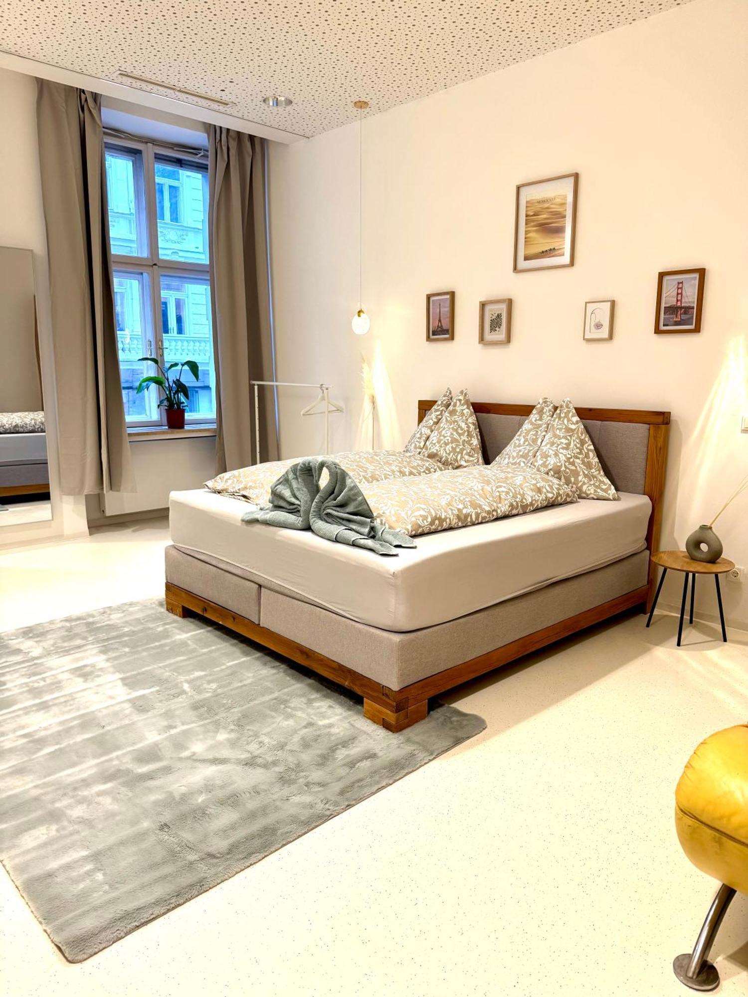 140 M2 Appartement *